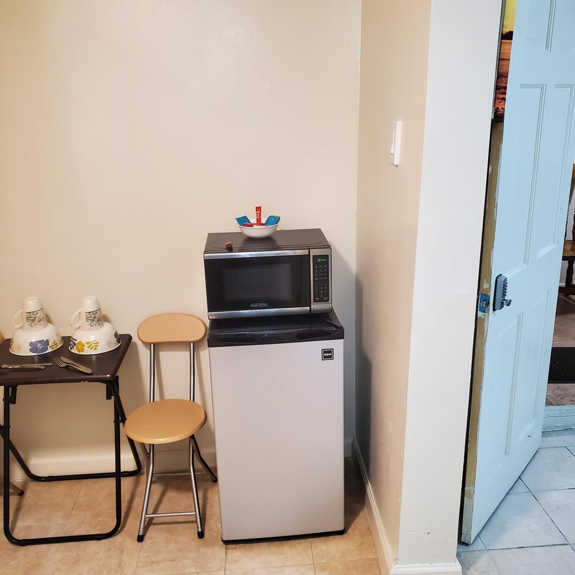 Studio And One Bedroom Apartments New York City Exterior photo